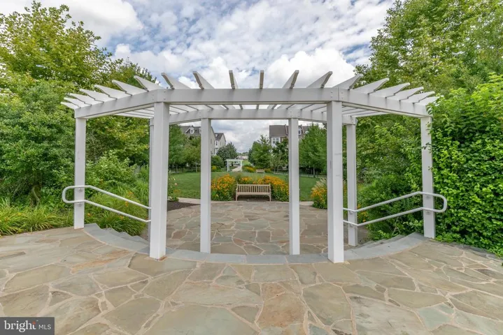 9558 Canonbury Sq, Fairfax, Virginia 22031