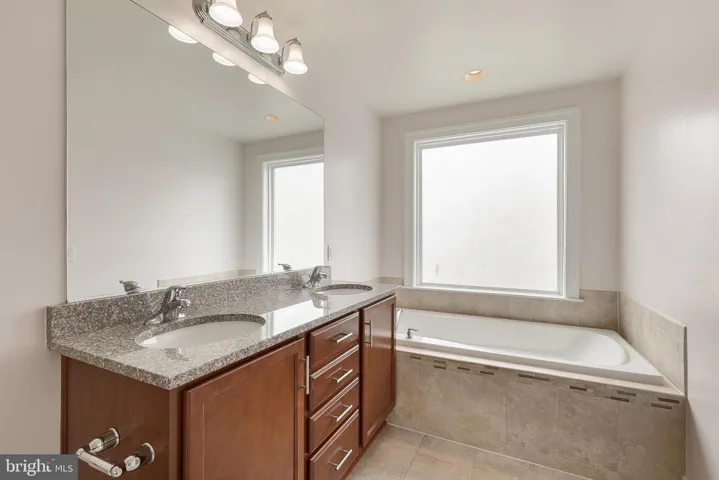 9558 Canonbury Sq, Fairfax, Virginia 22031