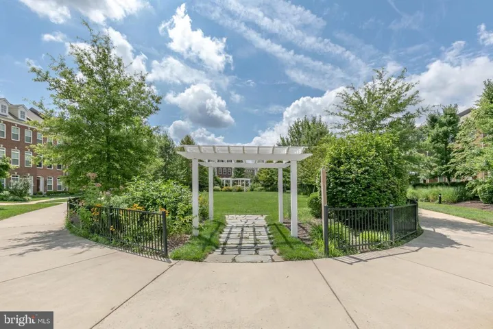 9558 Canonbury Sq, Fairfax, Virginia 22031