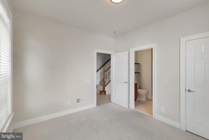 9558 Canonbury Sq, Fairfax, Virginia 22031