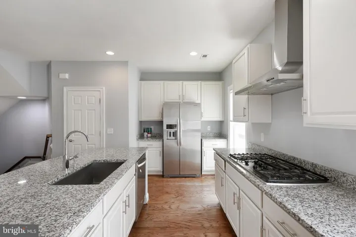 9558 Canonbury Sq, Fairfax, Virginia 22031