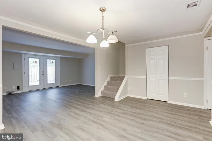 5509 Independence Cir, Alexandria, Virginia 22312
