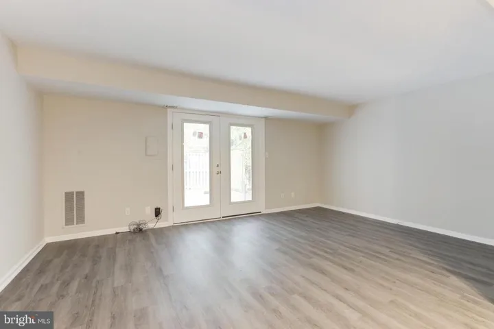 5509 Independence Cir, Alexandria, Virginia 22312