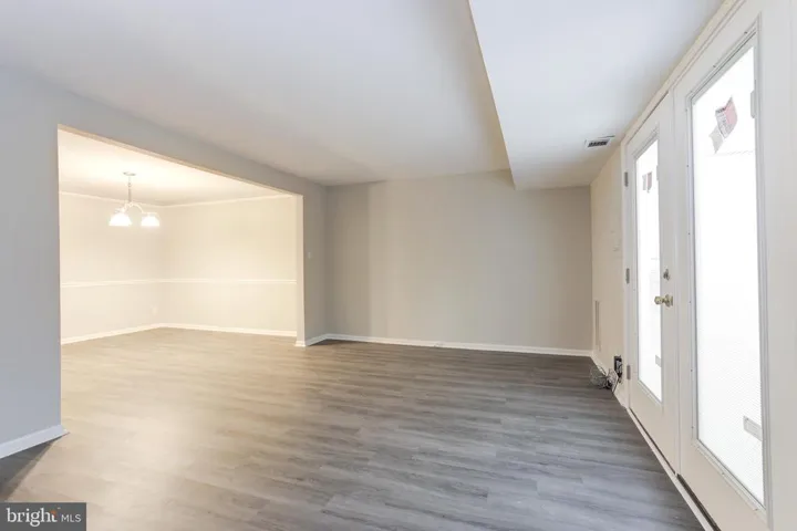 5509 Independence Cir, Alexandria, Virginia 22312