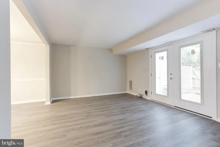 5509 Independence Cir, Alexandria, Virginia 22312