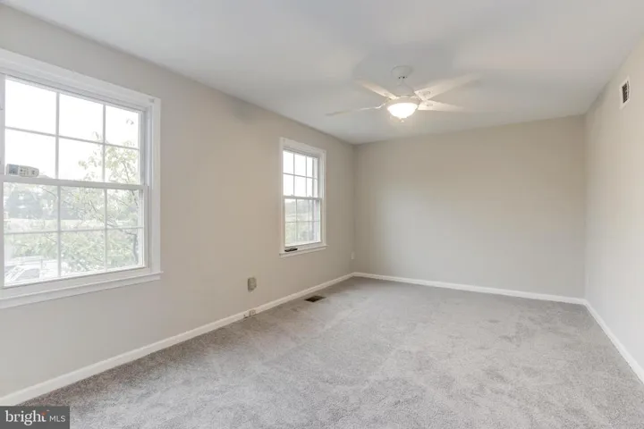 5509 Independence Cir, Alexandria, Virginia 22312