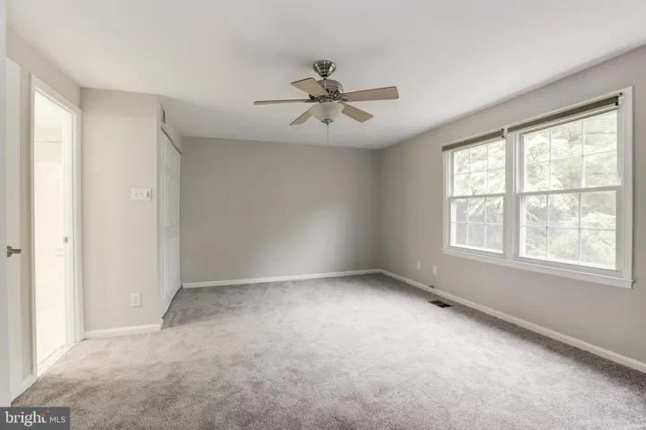 5509 Independence Cir, Alexandria, Virginia 22312