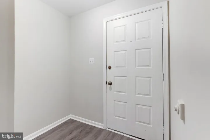 5509 Independence Cir, Alexandria, Virginia 22312