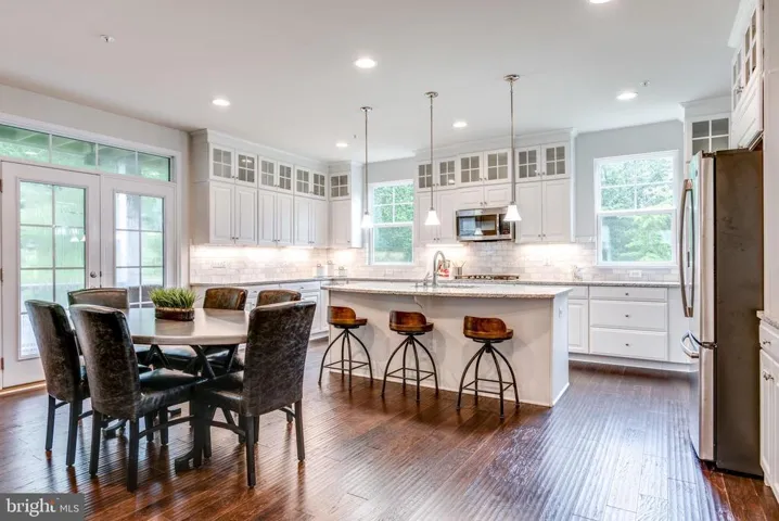 2082 Twin Six Ln, Dumfries, Virginia 22026