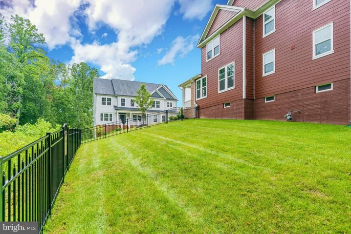 2082 Twin Six Ln, Dumfries, Virginia 22026