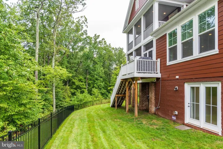 2082 Twin Six Ln, Dumfries, Virginia 22026