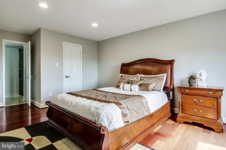 3101 S Manchester St #822, Falls Church, Virginia 22044