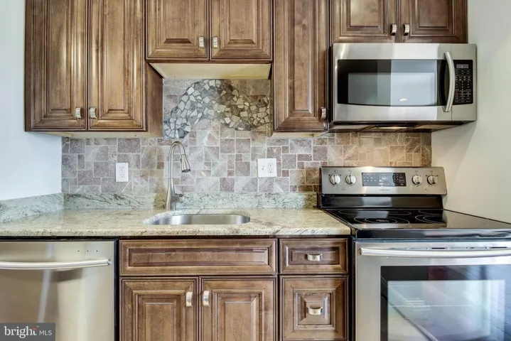 3101 S Manchester St #822, Falls Church, Virginia 22044