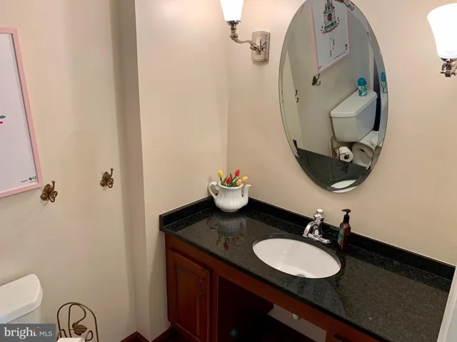 307 Yoakum Pkwy #1722, Alexandria, Virginia 22304