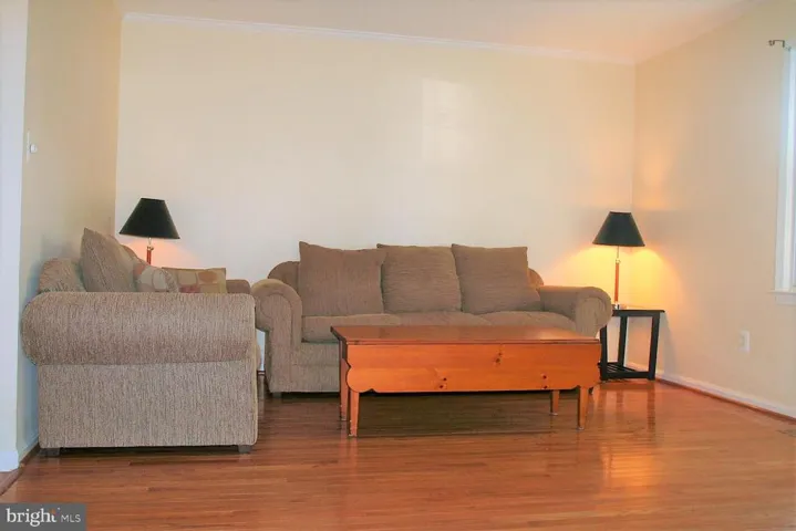 4513 Pinecrest Heights Dr, Annandale, Virginia 22003