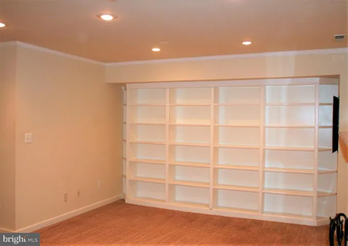 4513 Pinecrest Heights Dr, Annandale, Virginia 22003