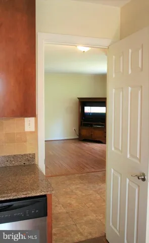 4513 Pinecrest Heights Dr, Annandale, Virginia 22003