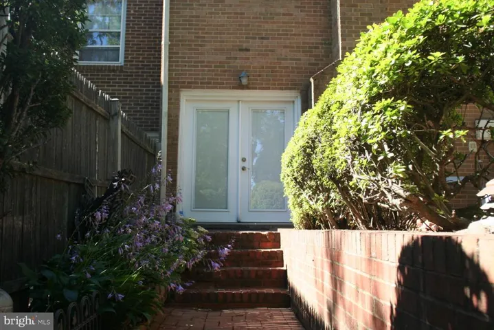 4513 Pinecrest Heights Dr, Annandale, Virginia 22003
