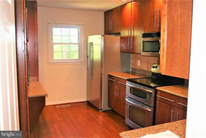4513 Pinecrest Heights Dr, Annandale, Virginia 22003