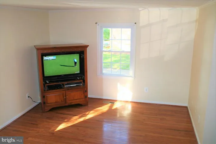 4513 Pinecrest Heights Dr, Annandale, Virginia 22003