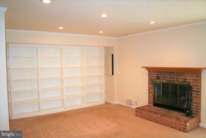 4513 Pinecrest Heights Dr, Annandale, Virginia 22003