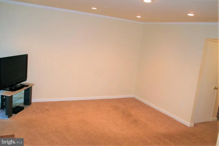 4513 Pinecrest Heights Dr, Annandale, Virginia 22003