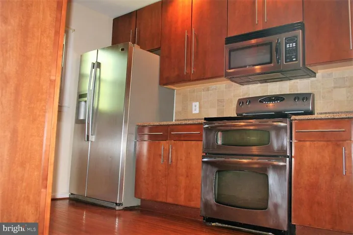 4513 Pinecrest Heights Dr, Annandale, Virginia 22003
