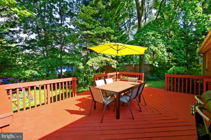 7116 Village Dr, Annandale, Virginia 22003