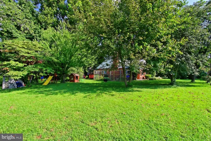 7116 Village Dr, Annandale, Virginia 22003