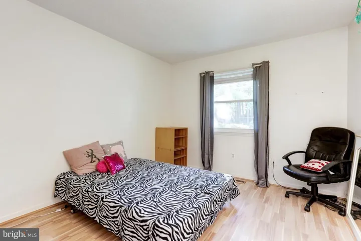 14980 Woodsman Ln, Woodbridge, Virginia 22193