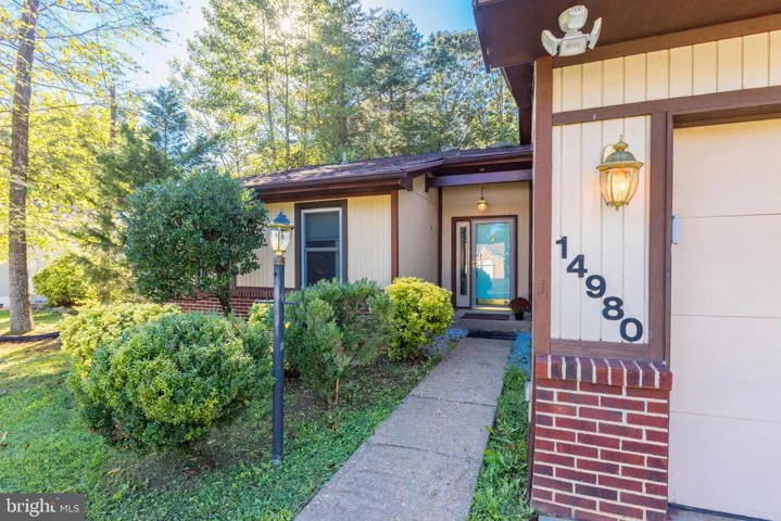 14980 Woodsman Ln, Woodbridge, Virginia 22193