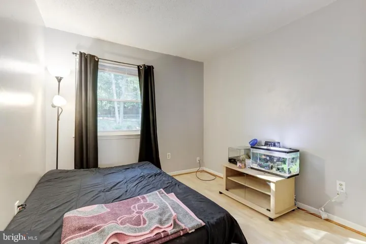 14980 Woodsman Ln, Woodbridge, Virginia 22193