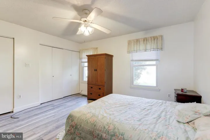 14980 Woodsman Ln, Woodbridge, Virginia 22193