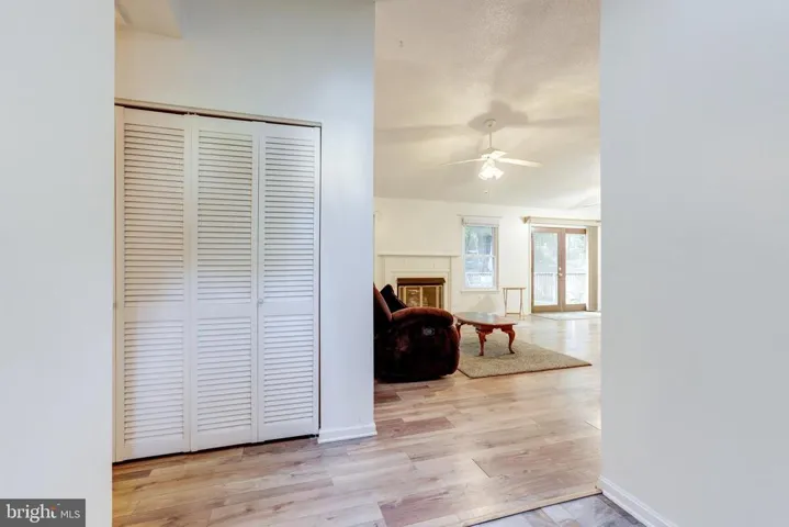14980 Woodsman Ln, Woodbridge, Virginia 22193