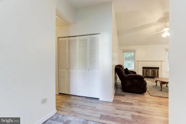 14980 Woodsman Ln, Woodbridge, Virginia 22193