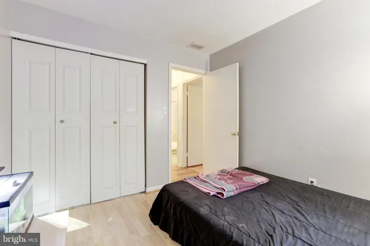 14980 Woodsman Ln, Woodbridge, Virginia 22193