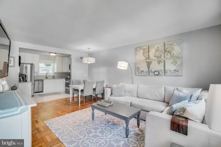 105 Mount Vernon Ave, Alexandria, Virginia 22301