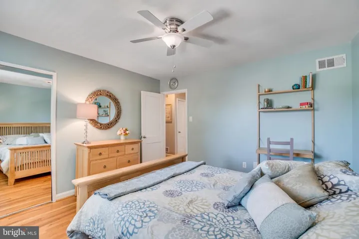 105 Mount Vernon Ave, Alexandria, Virginia 22301