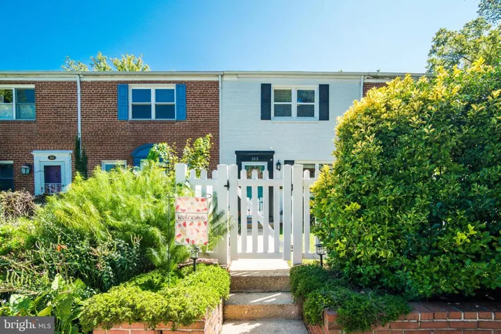 105 Mount Vernon Ave, Alexandria, Virginia 22301
