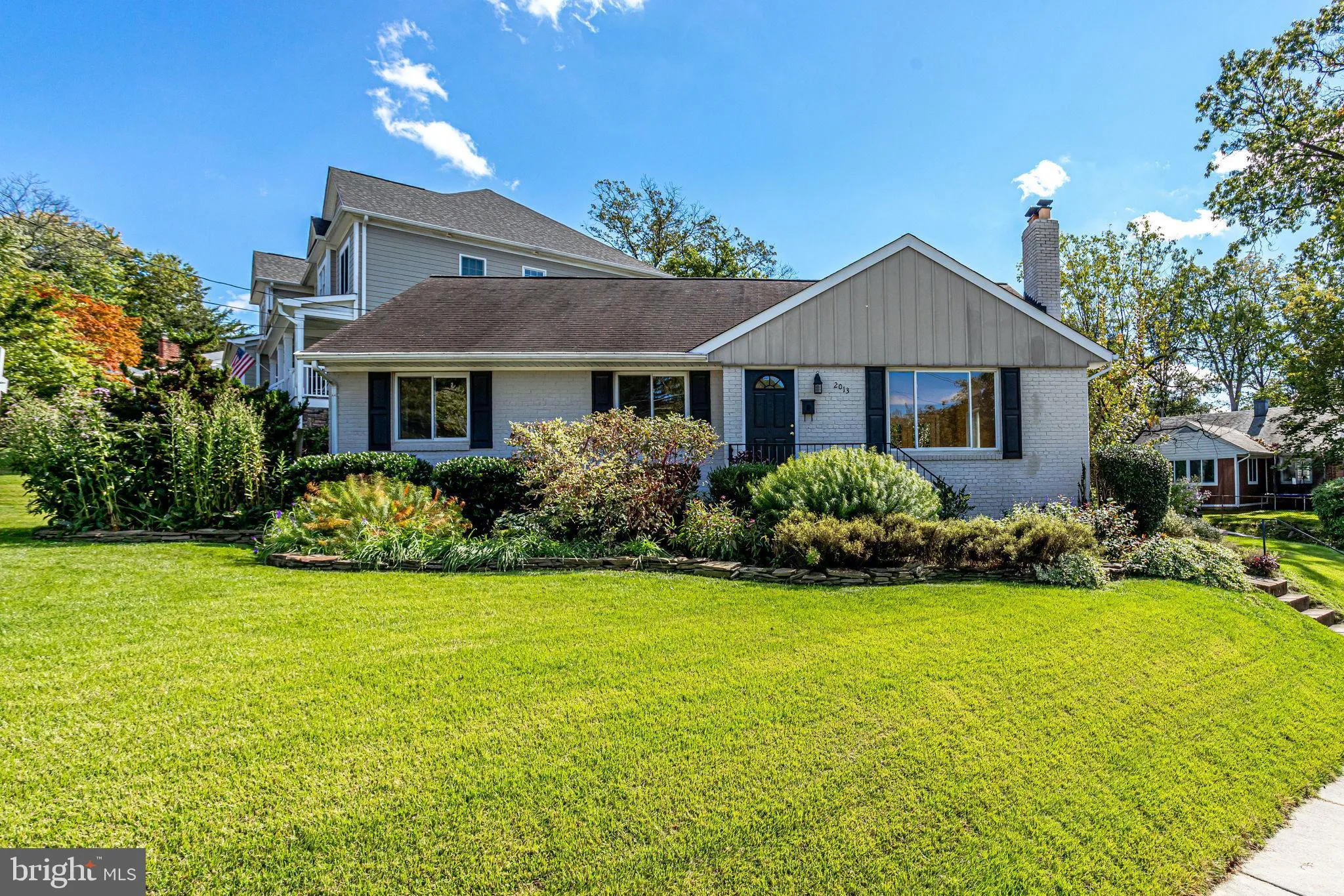 2013 PATRICK HENRY DRIVE, Arlington, VA 22205