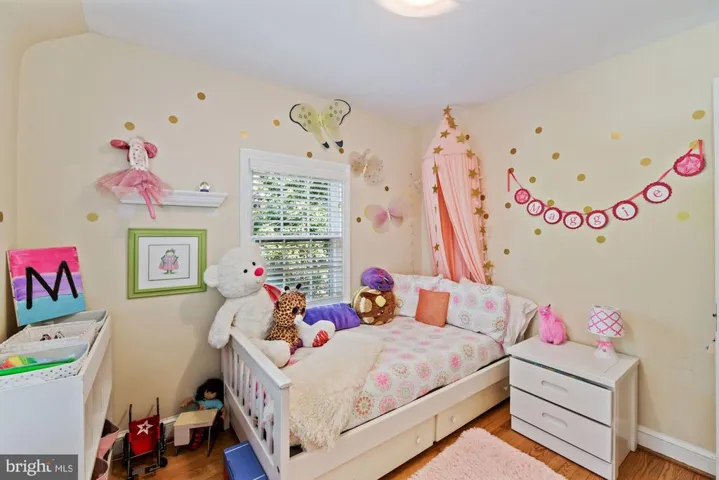 4717 24th Rd N, Arlington, Virginia 22207