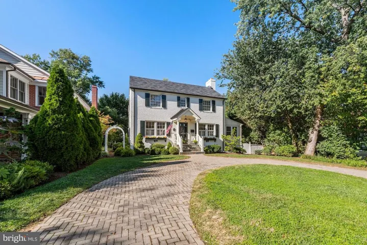 4717 24th Rd N, Arlington, Virginia 22207