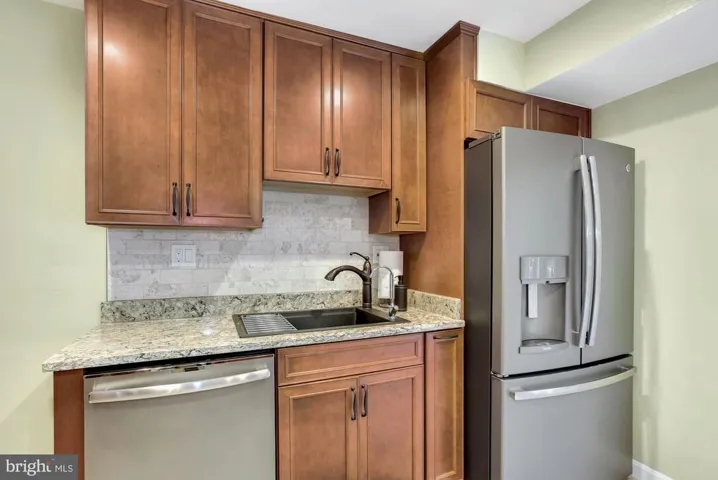 7052 Cindy Ln, Annandale, Virginia 22003