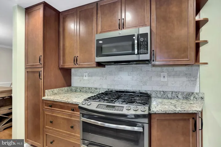 7052 Cindy Ln, Annandale, Virginia 22003