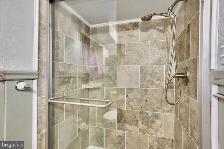 7052 Cindy Ln, Annandale, Virginia 22003