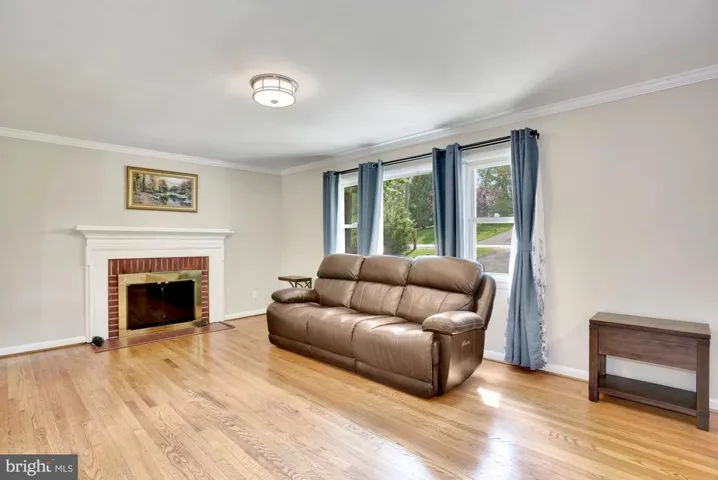 7052 Cindy Ln, Annandale, Virginia 22003