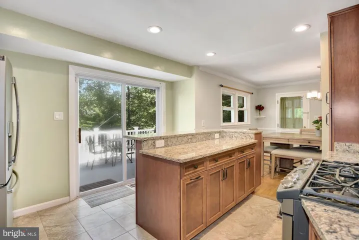 7052 Cindy Ln, Annandale, Virginia 22003