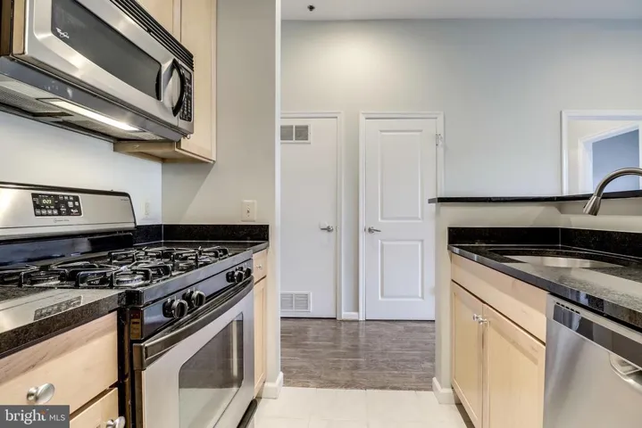 309 Holland Ln #203, Alexandria, Virginia 22314