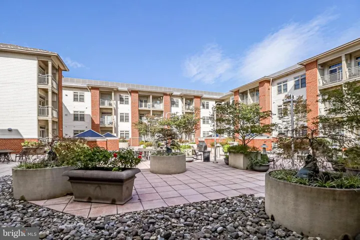 309 Holland Ln #203, Alexandria, Virginia 22314