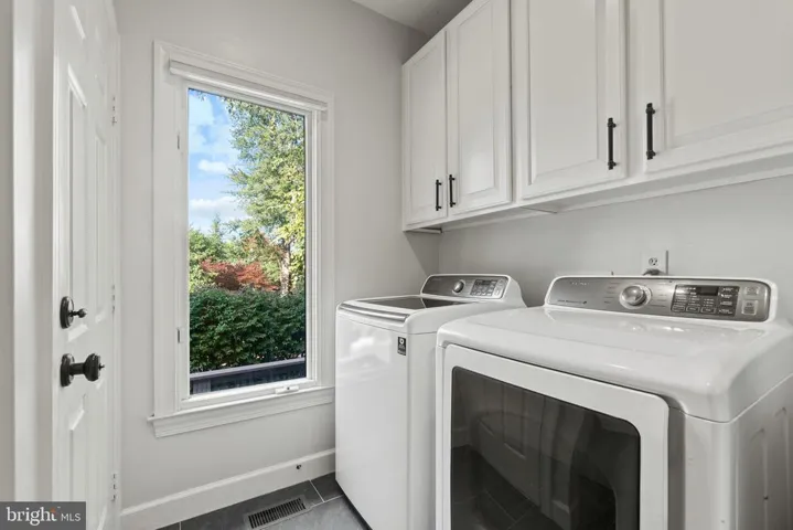 1163 Fieldview Dr, Reston, Virginia 20194